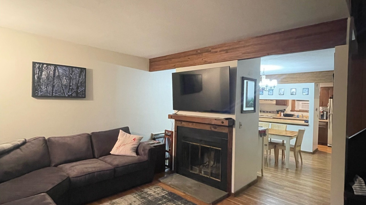 Photo of Livingroom in Blodgett Mills