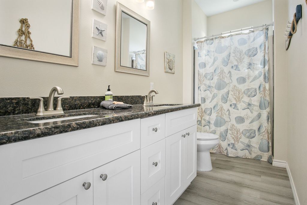 Photo of Bathroom in Port Bolivar