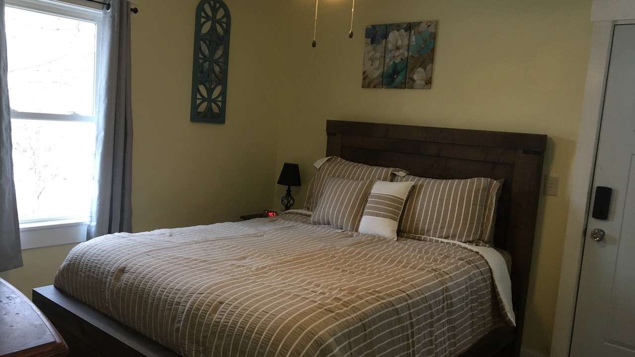 Photo of Bedroom in North Troy