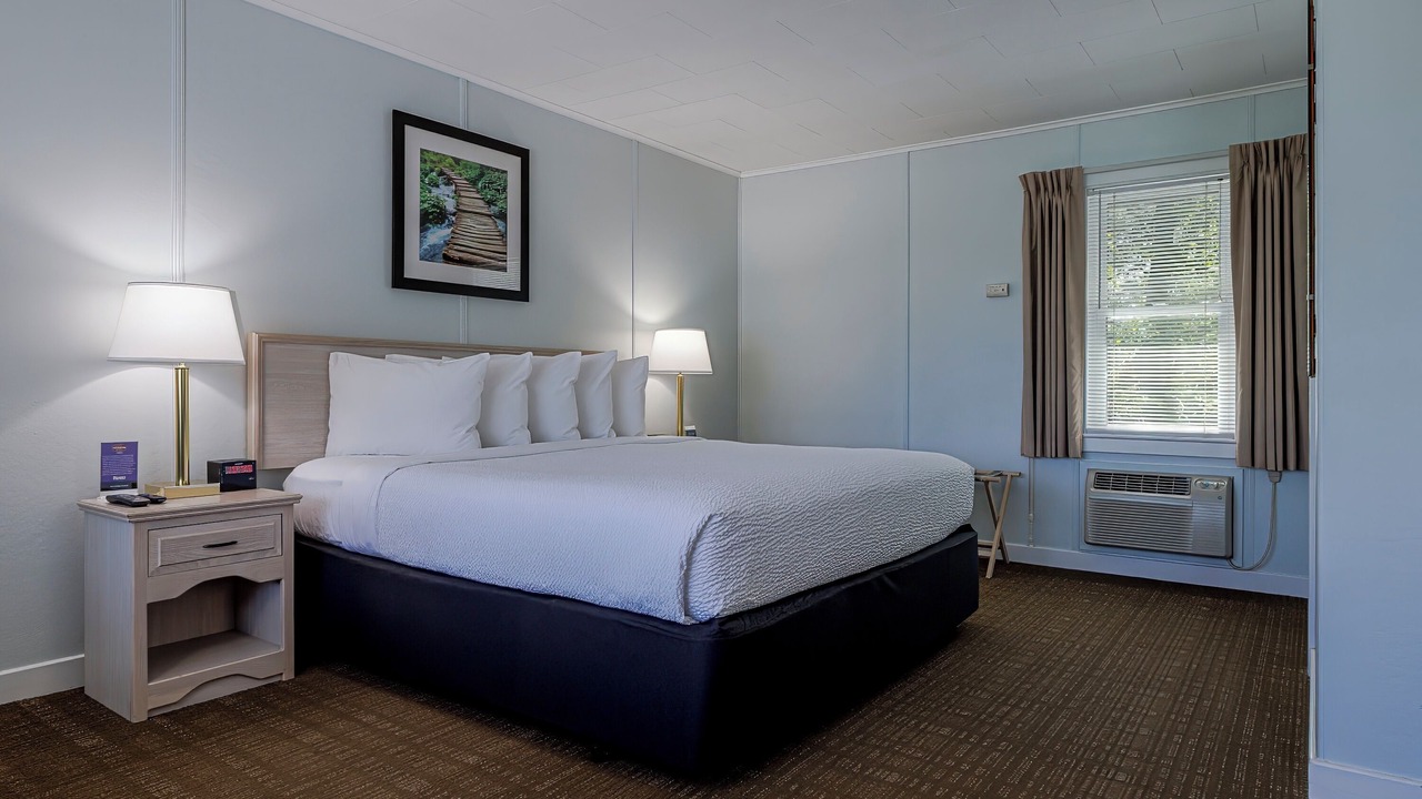 Photo of Bedroom in Bar Harbor