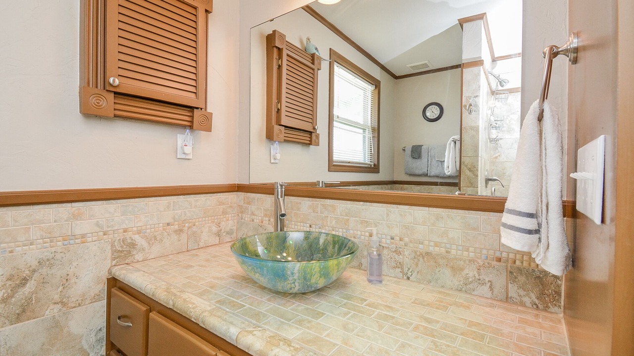 Photo of Bathroom in Bermuda Beach
