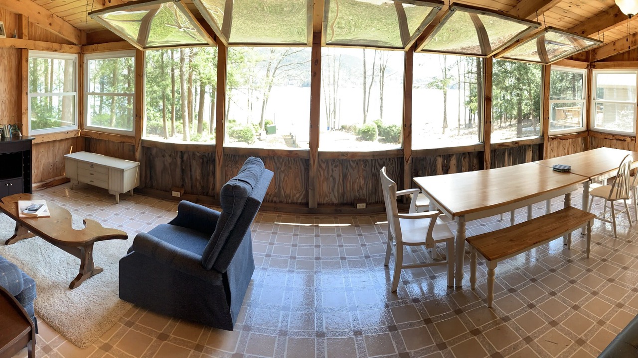 Photo of Livingroom in Northville