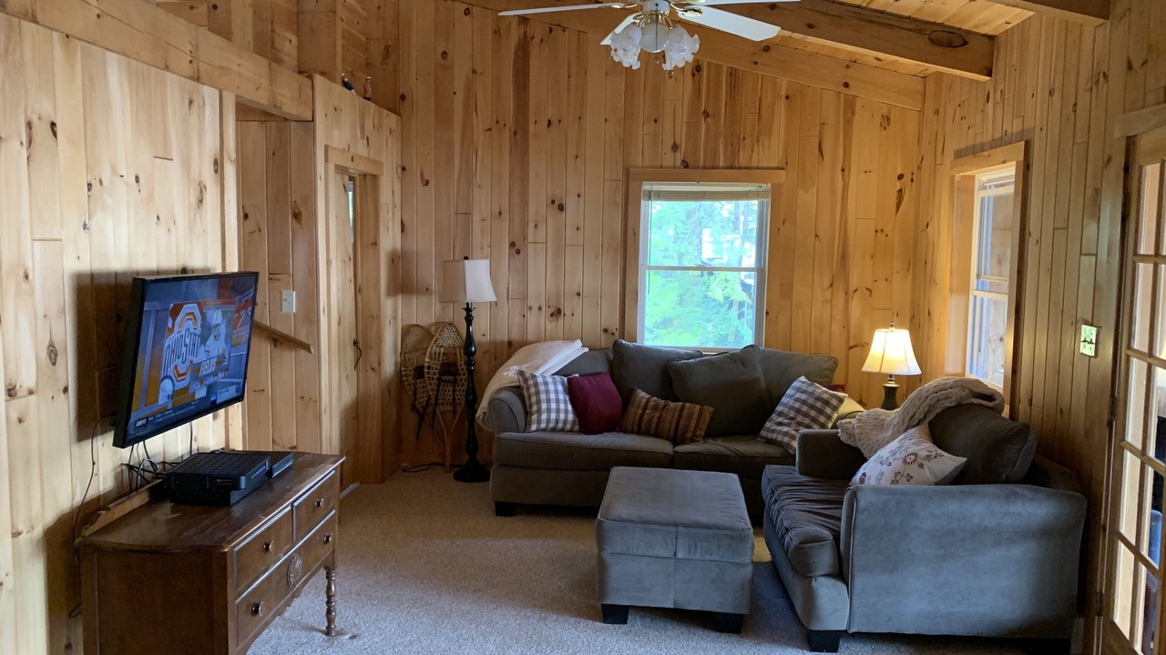 Photo of Livingroom in Northville