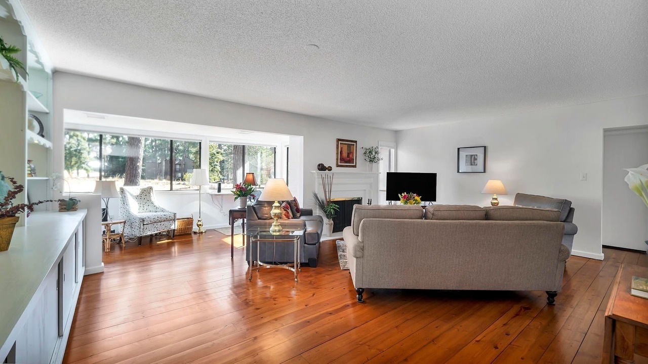 Photo of Livingroom in Pinehurst