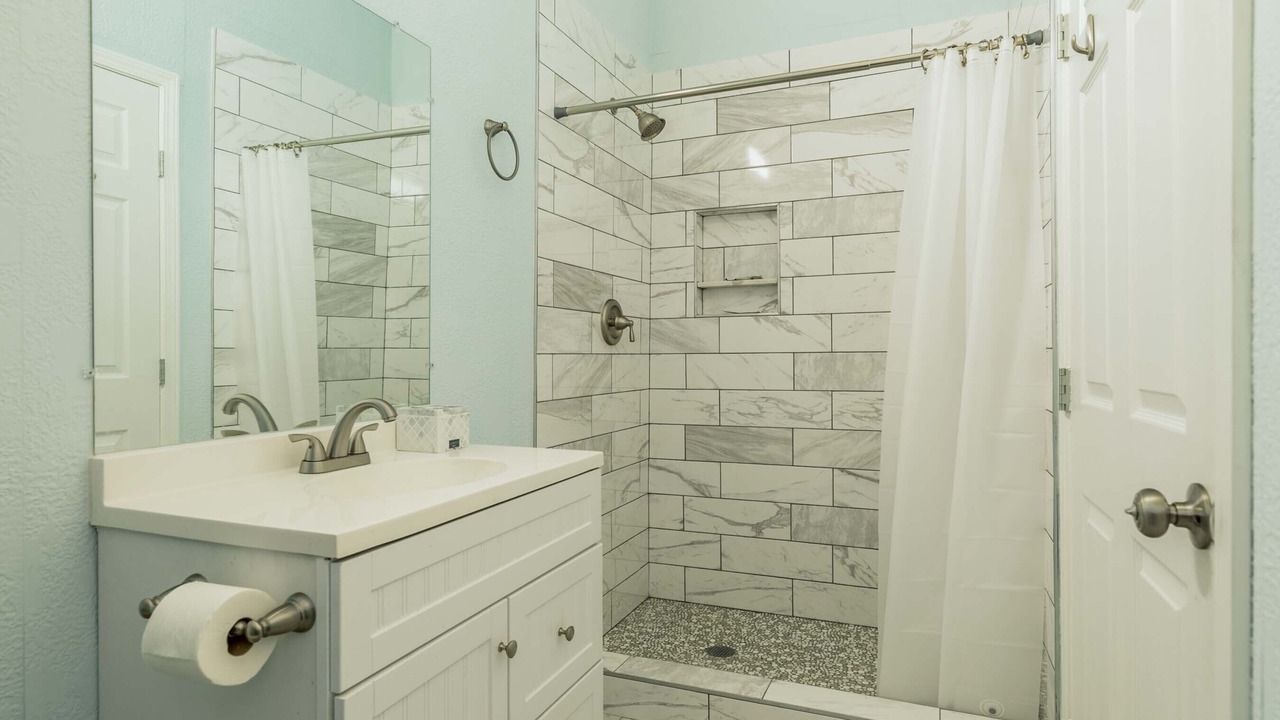 Photo of Bathroom in Dickinson