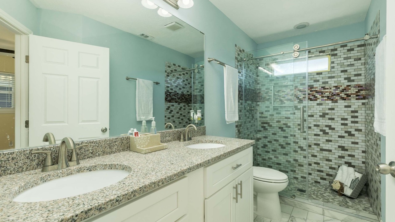 Photo of Bathroom in Dickinson