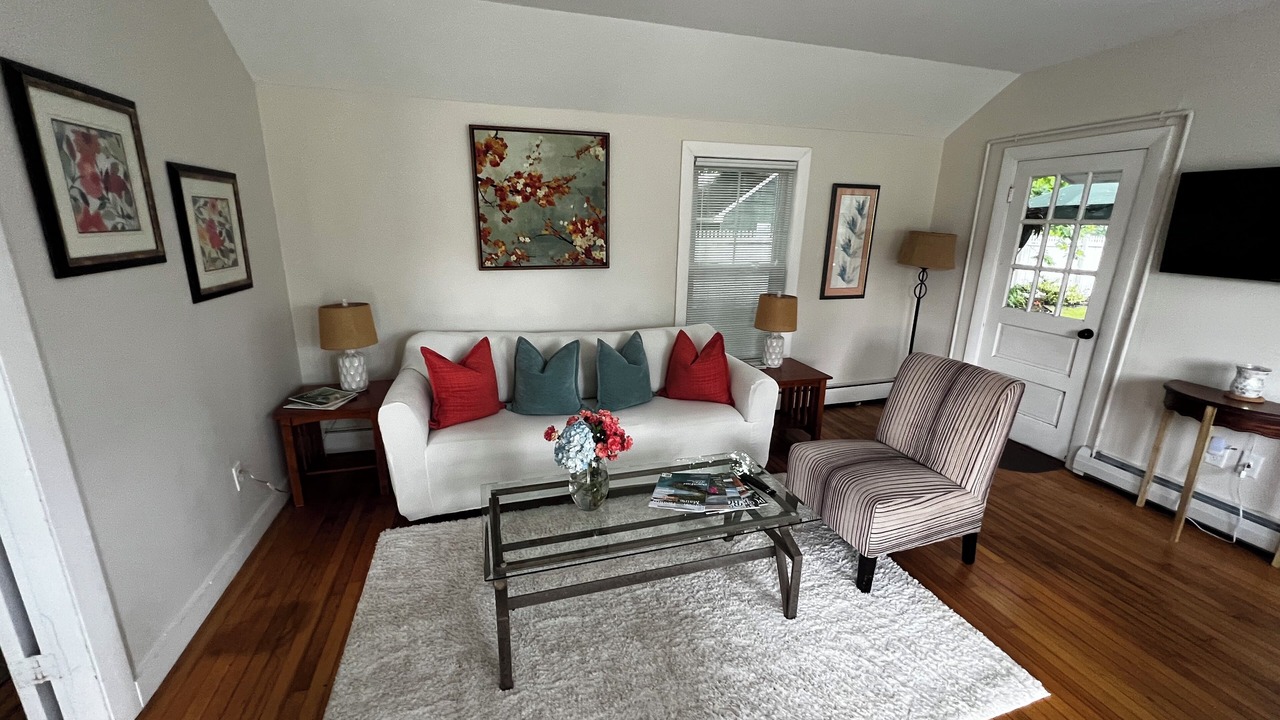 Photo of Livingroom in Cape Elizabeth