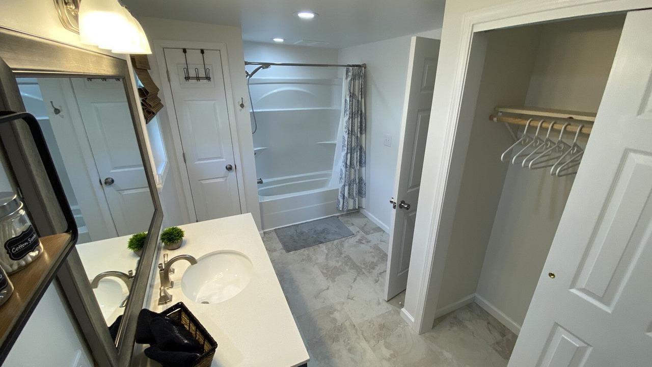 Photo of Bathroom in Skelton