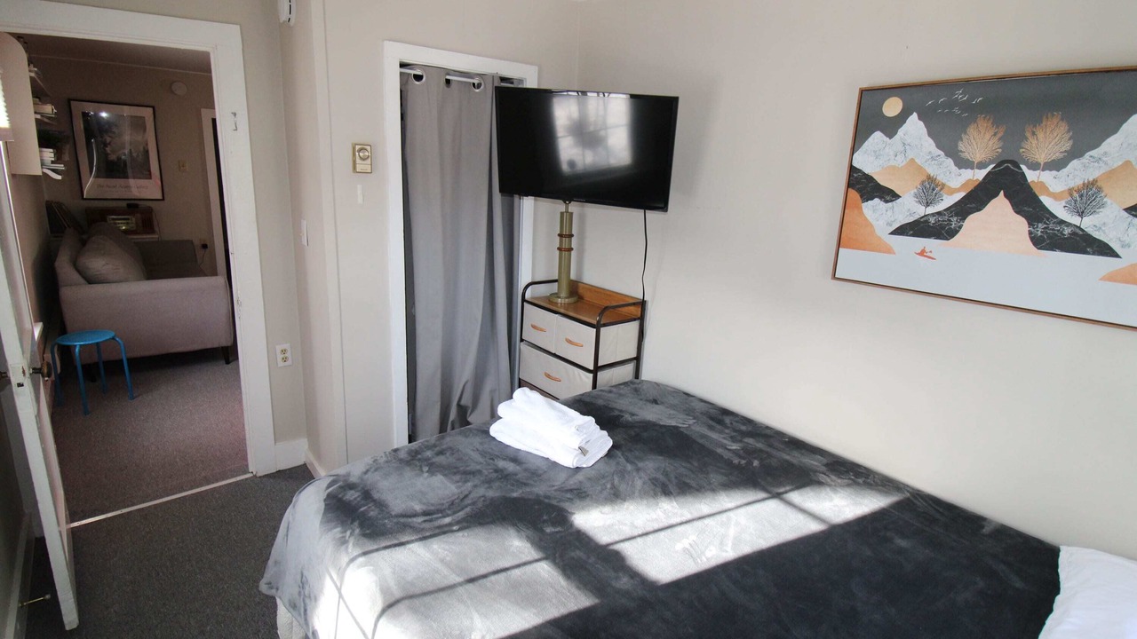 Photo of Bedroom in North Creek