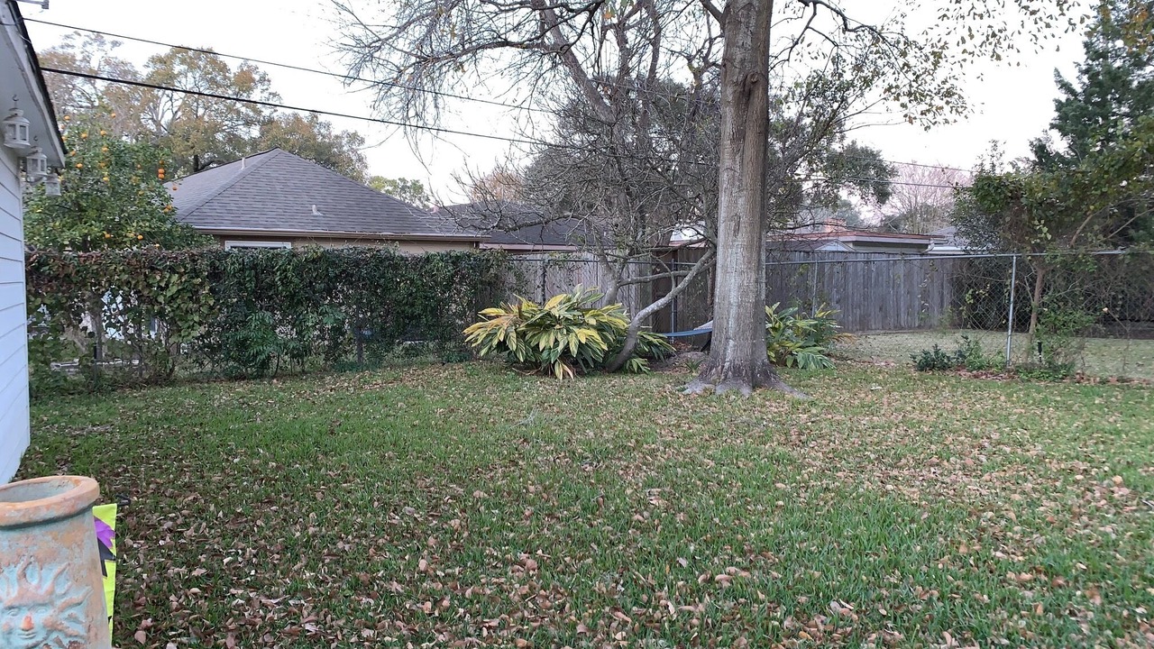 Photo of Outdoor in Woodlake - Briar Meadow