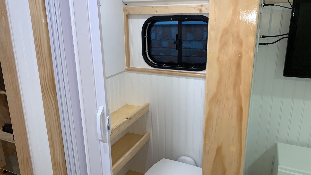 Photo of Bathroom in Woodlake - Briar Meadow