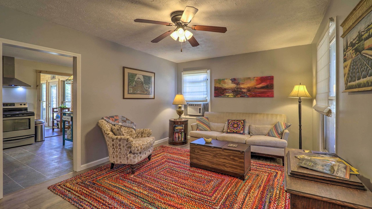 Photo of Livingroom in Wytheville
