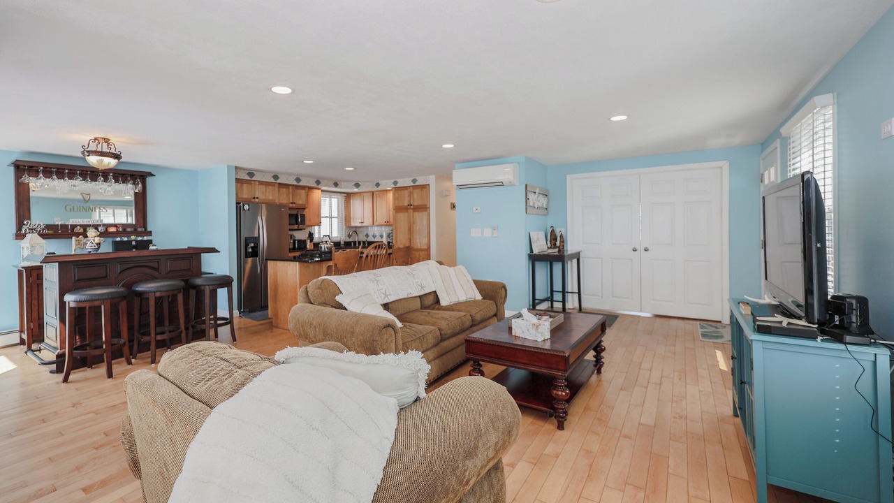 Photo of Livingroom in Seabrook