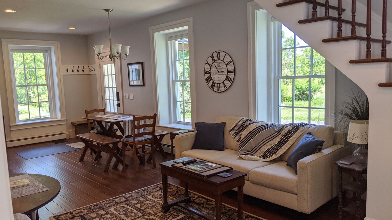 Photo of Livingroom in Ovid