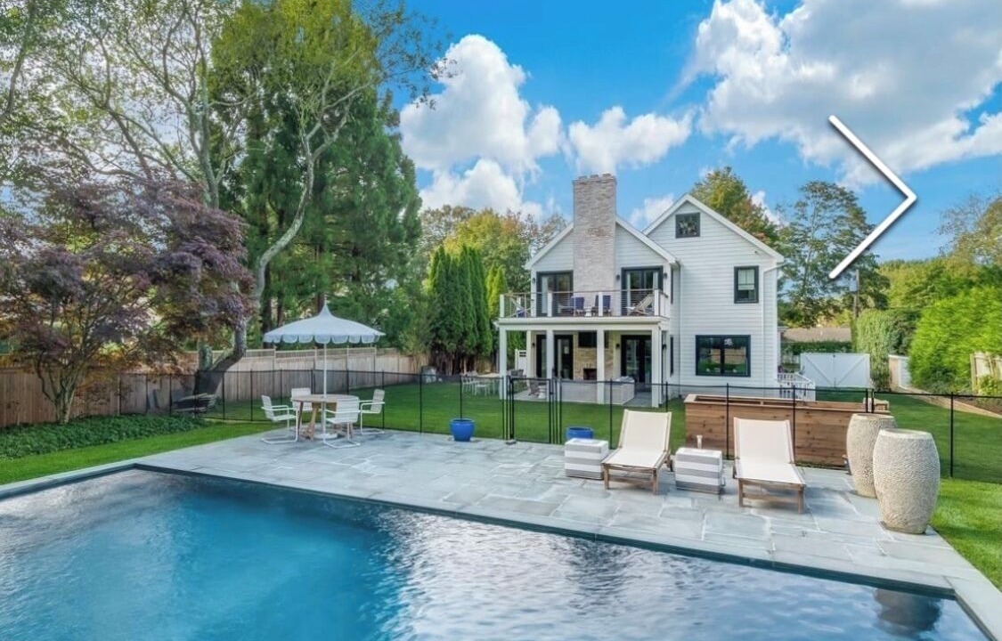 Photo of Outdoor in Amagansett Lanes