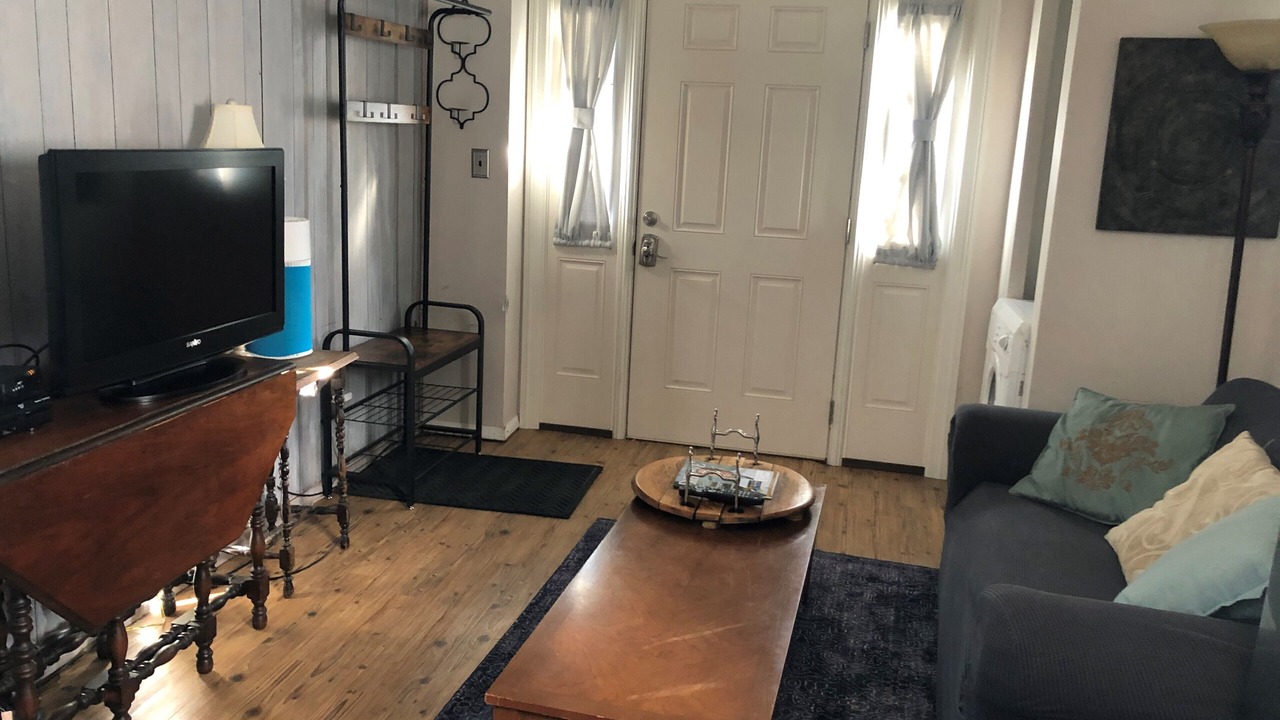 Photo of Livingroom in Charleston