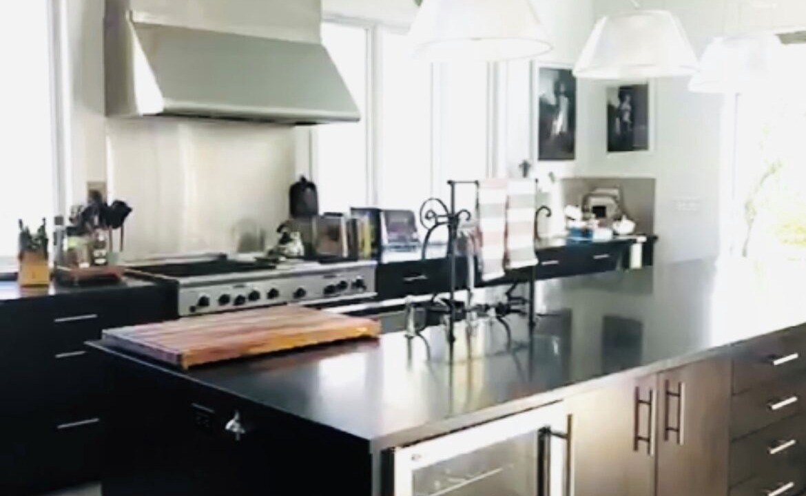 Photo of Kitchen in Amagansett North