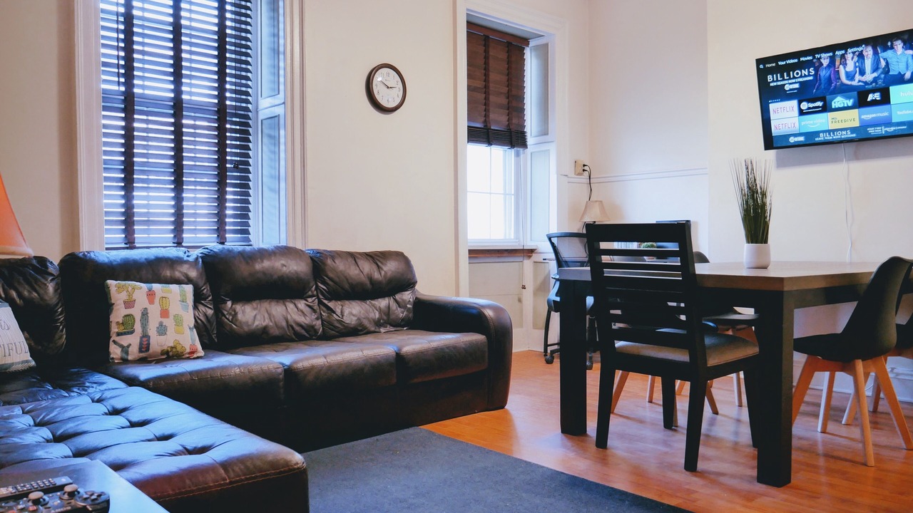 Photo of Livingroom in Downtown Albany