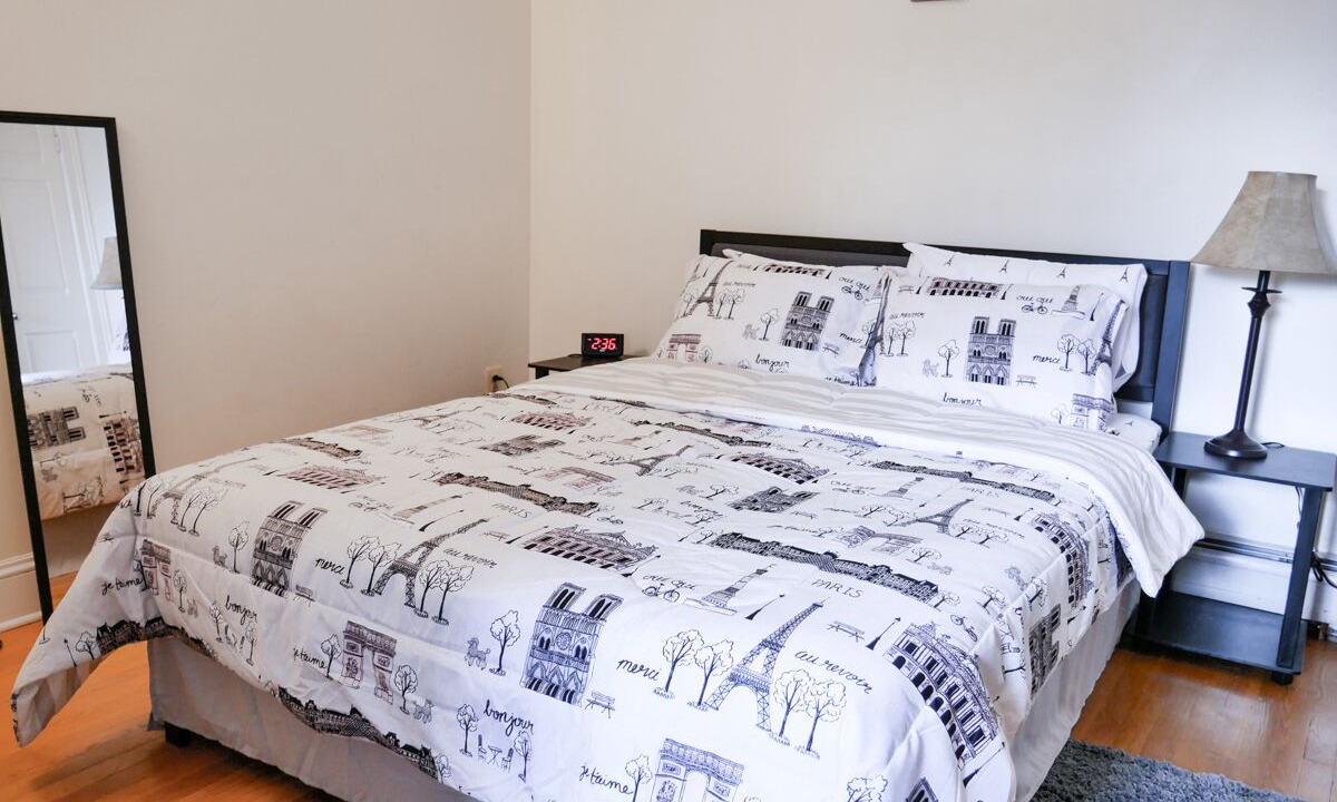 Photo of Bedroom in Downtown Albany