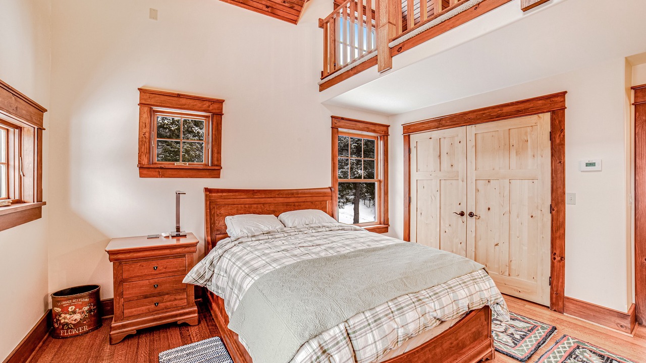 Photo of Bedroom in North Creek