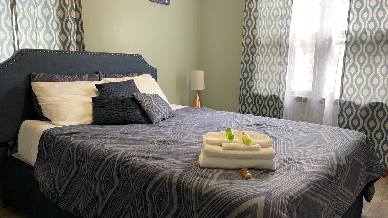 Photo of Bedroom in Niagara Falls