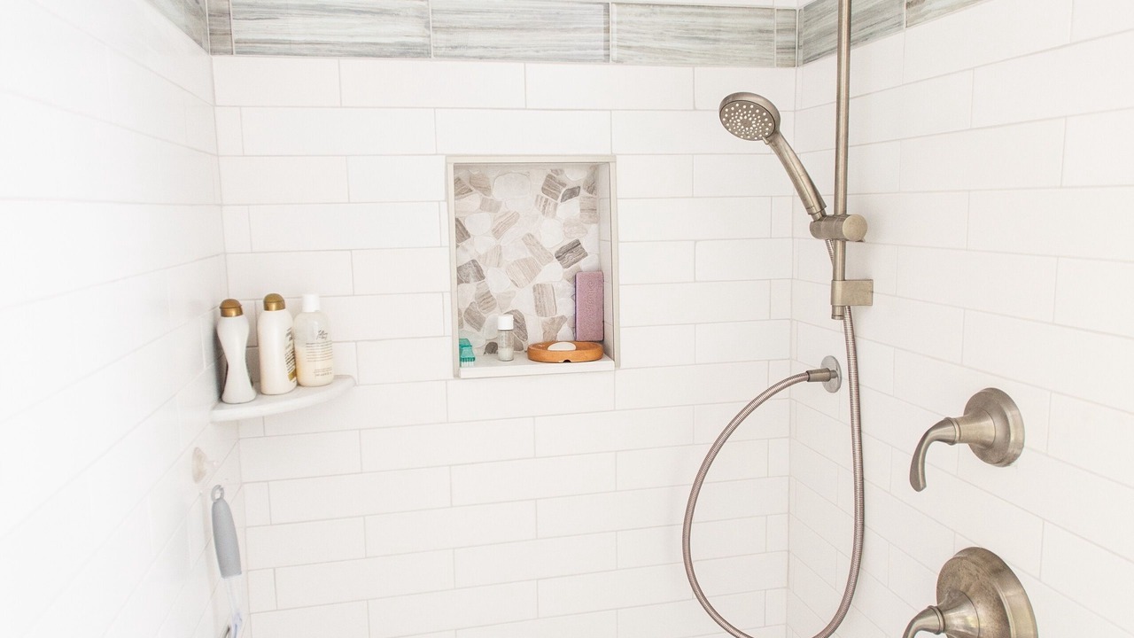 Photo of Bathroom in Aquebogue
