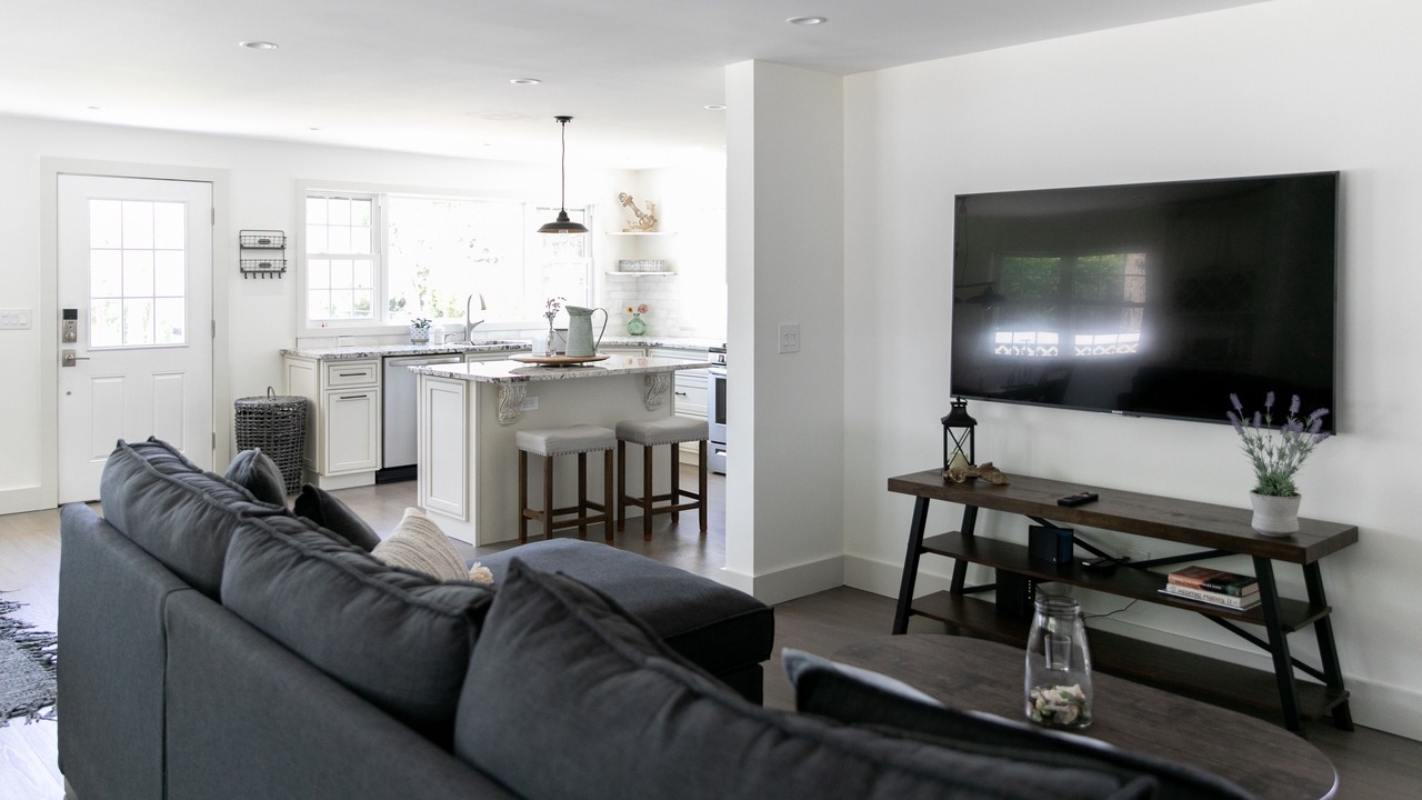Photo of Livingroom in Aquebogue