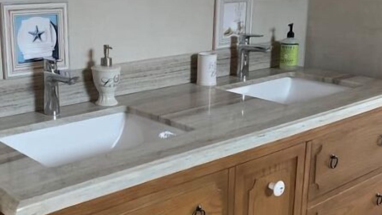 Photo of Bathroom in East Burke