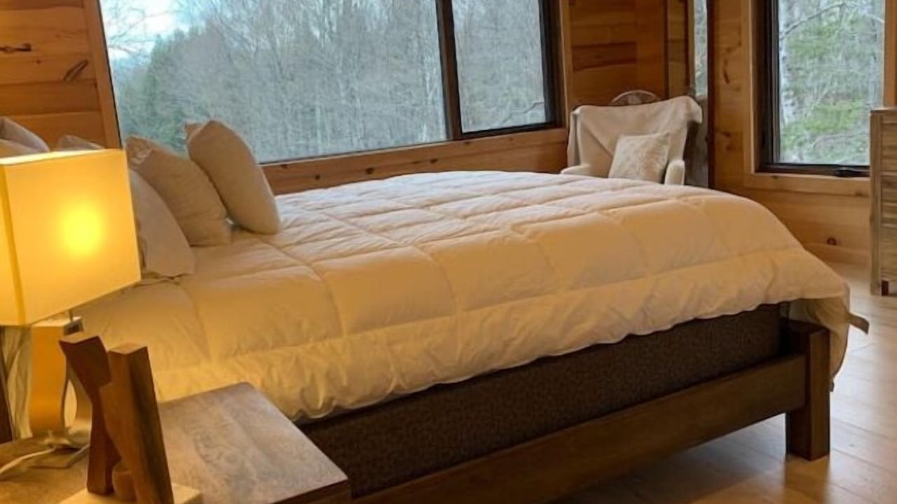 Photo of Bedroom in East Burke