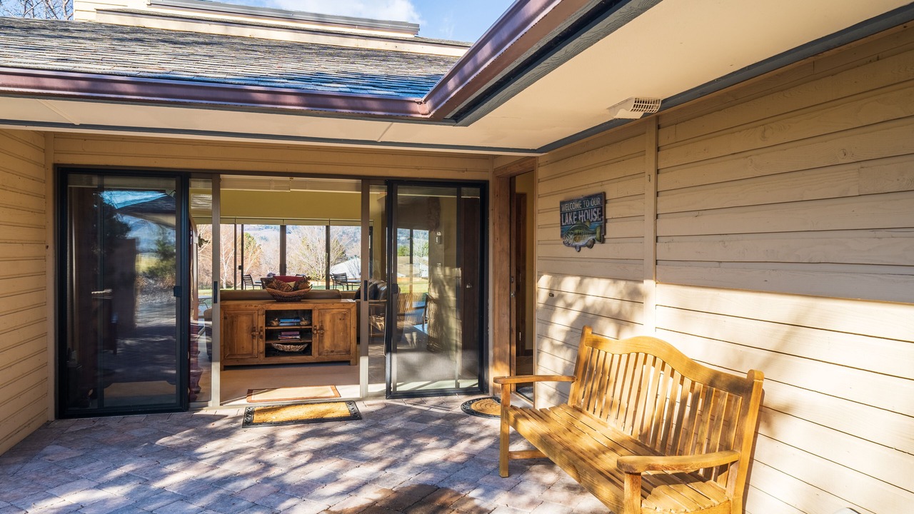 Photo of Outdoor in Wapato Point