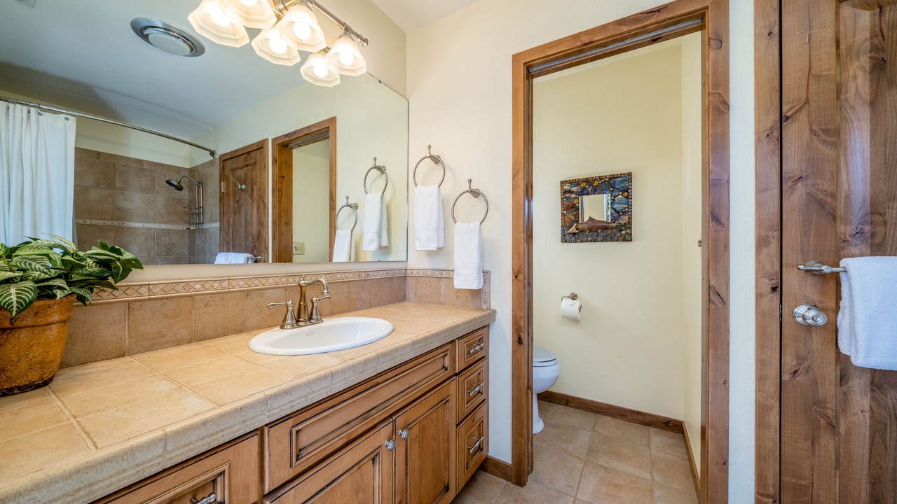 Photo of Bathroom in Wapato Point