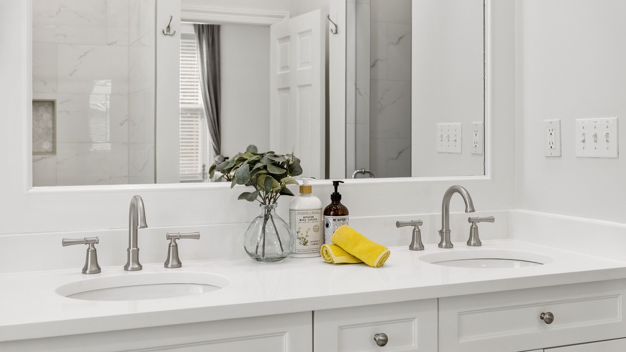 Photo of Bathroom in Petworth