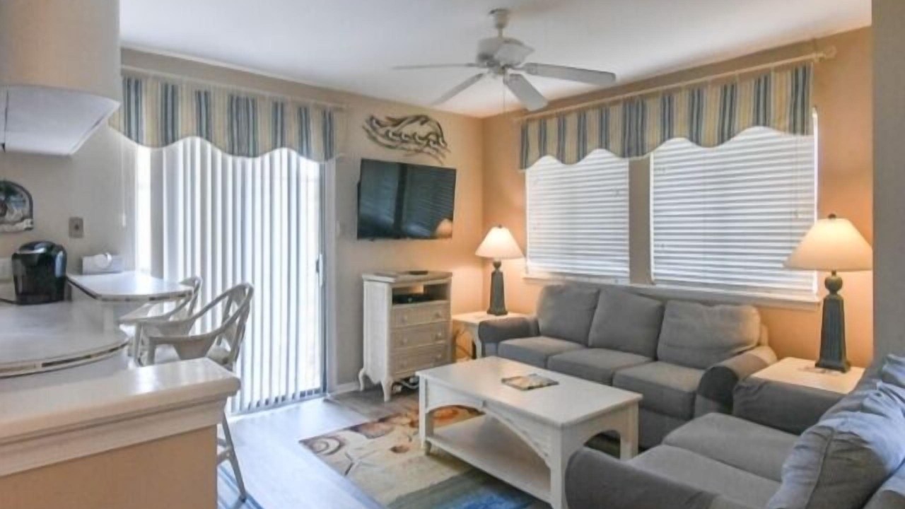 Photo of Livingroom in North Ocean City