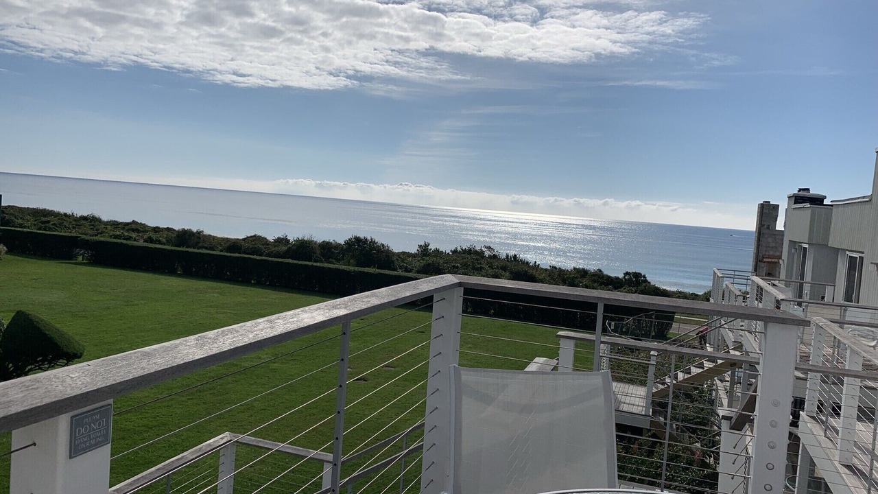 Photo of Others in Montauk