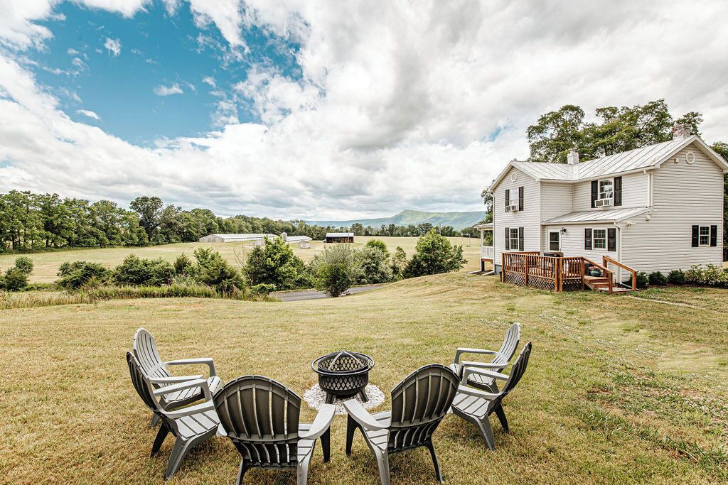 Photo of Patio Balcony in Luray