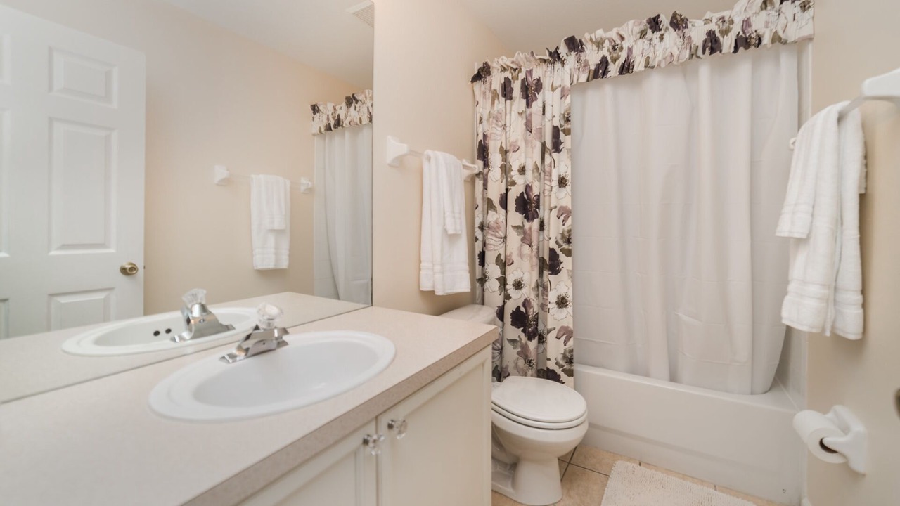Photo of Bathroom in Windsor Palms