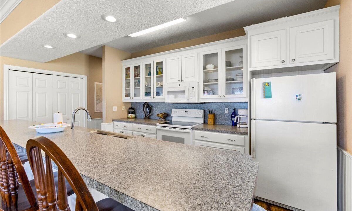 Photo of Kitchen in Surfside Beach