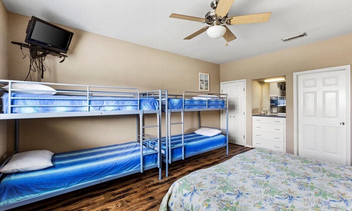 Photo of Bedroom in Surfside Beach
