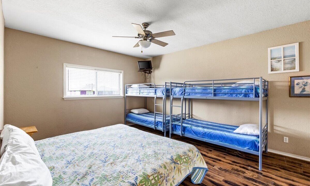 Photo of Bedroom in Surfside Beach