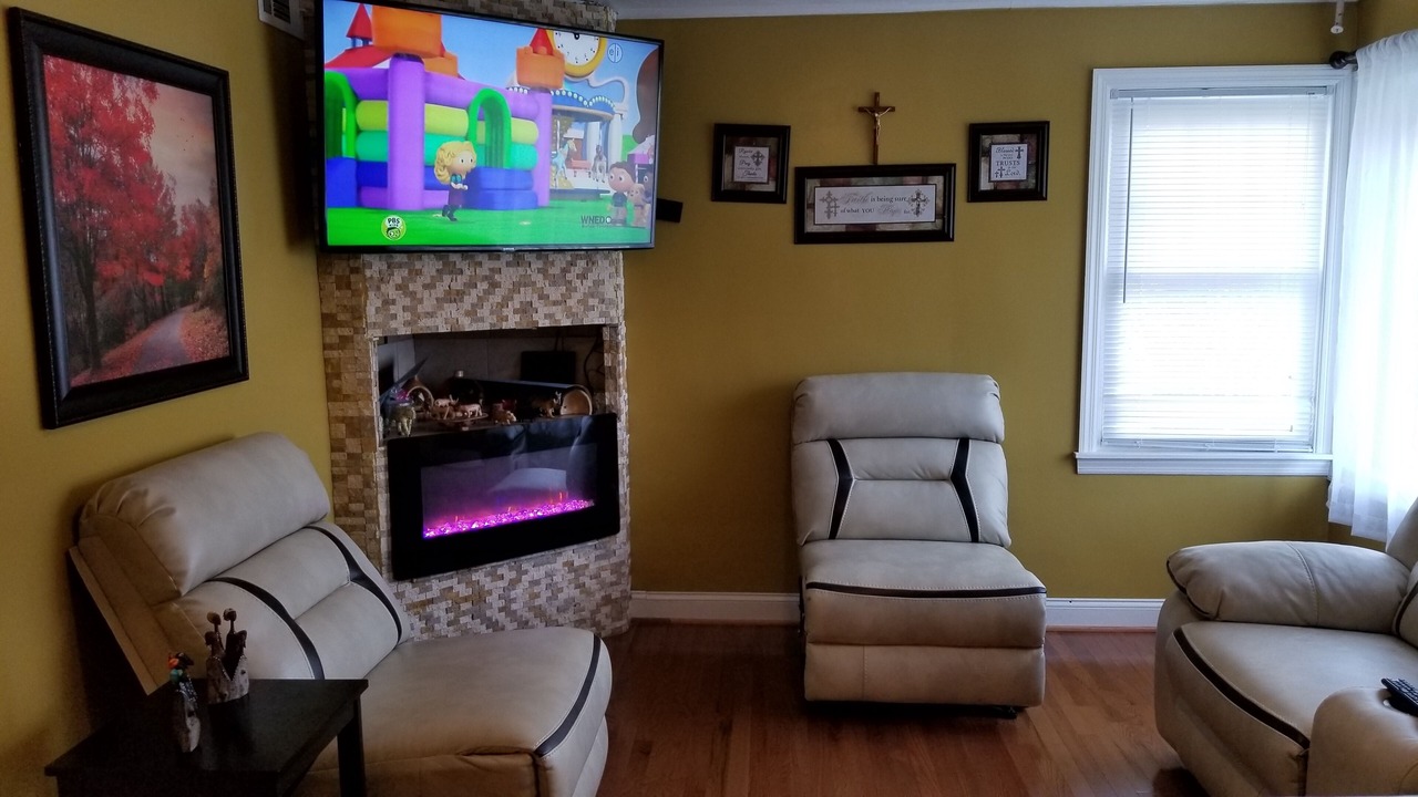 Photo of Livingroom in Cheektowaga