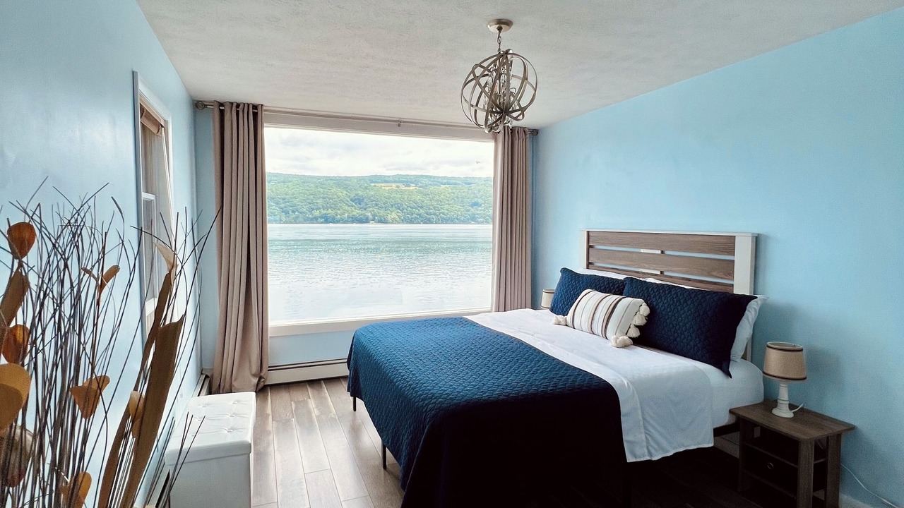 Photo of Bedroom in Hammondsport