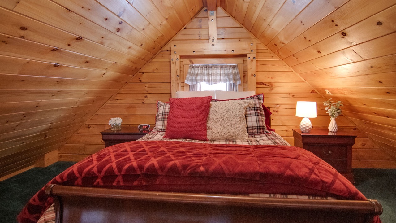 Photo of Bedroom in North Woodstock