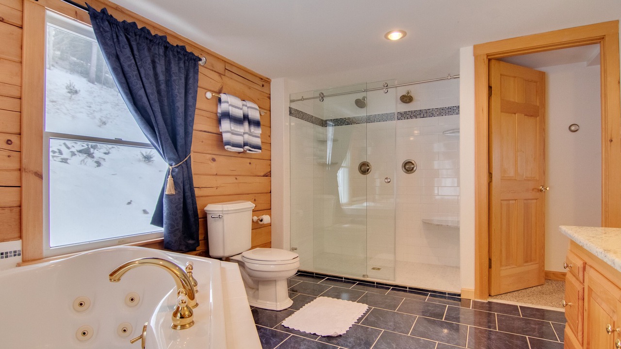 Photo of Bathroom in North Woodstock