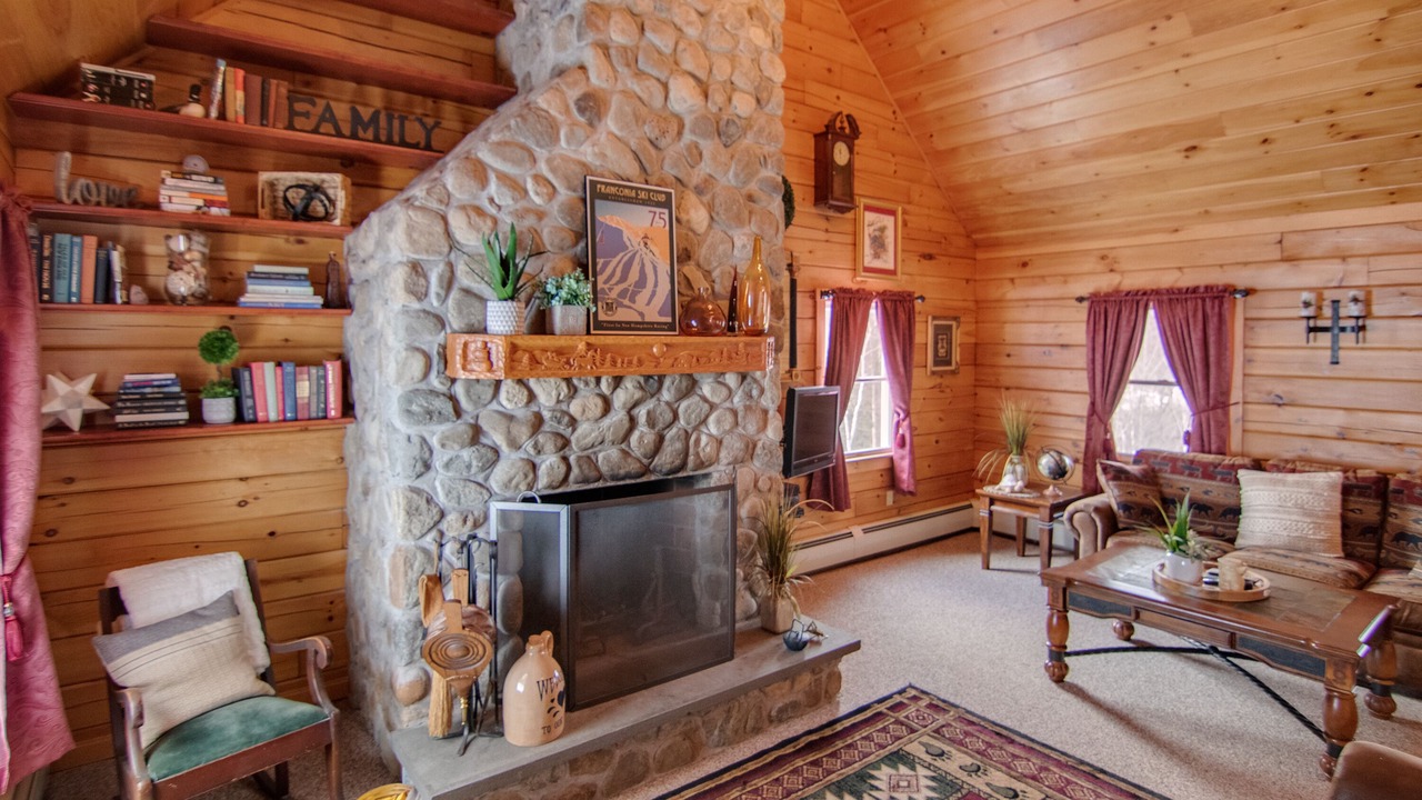 Photo of Livingroom in North Woodstock
