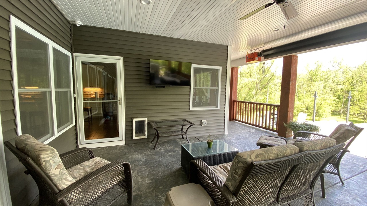 Photo of Patio Balcony in Alden