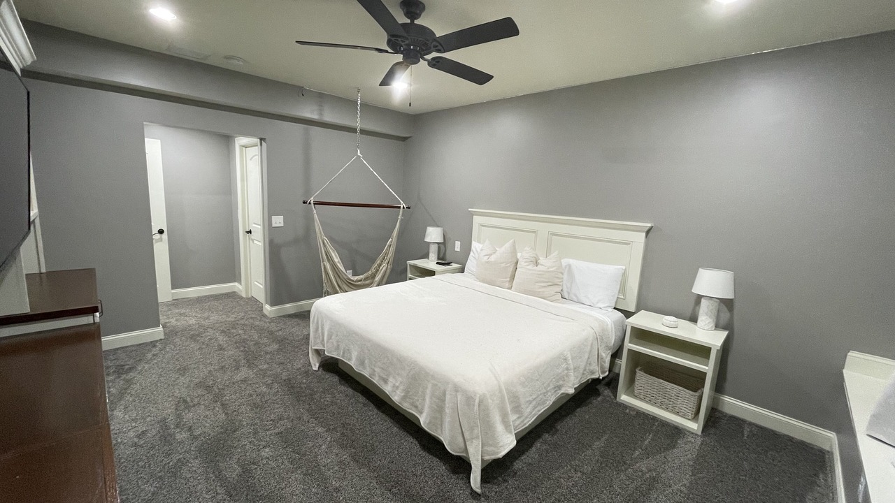 Photo of Bedroom in Alden