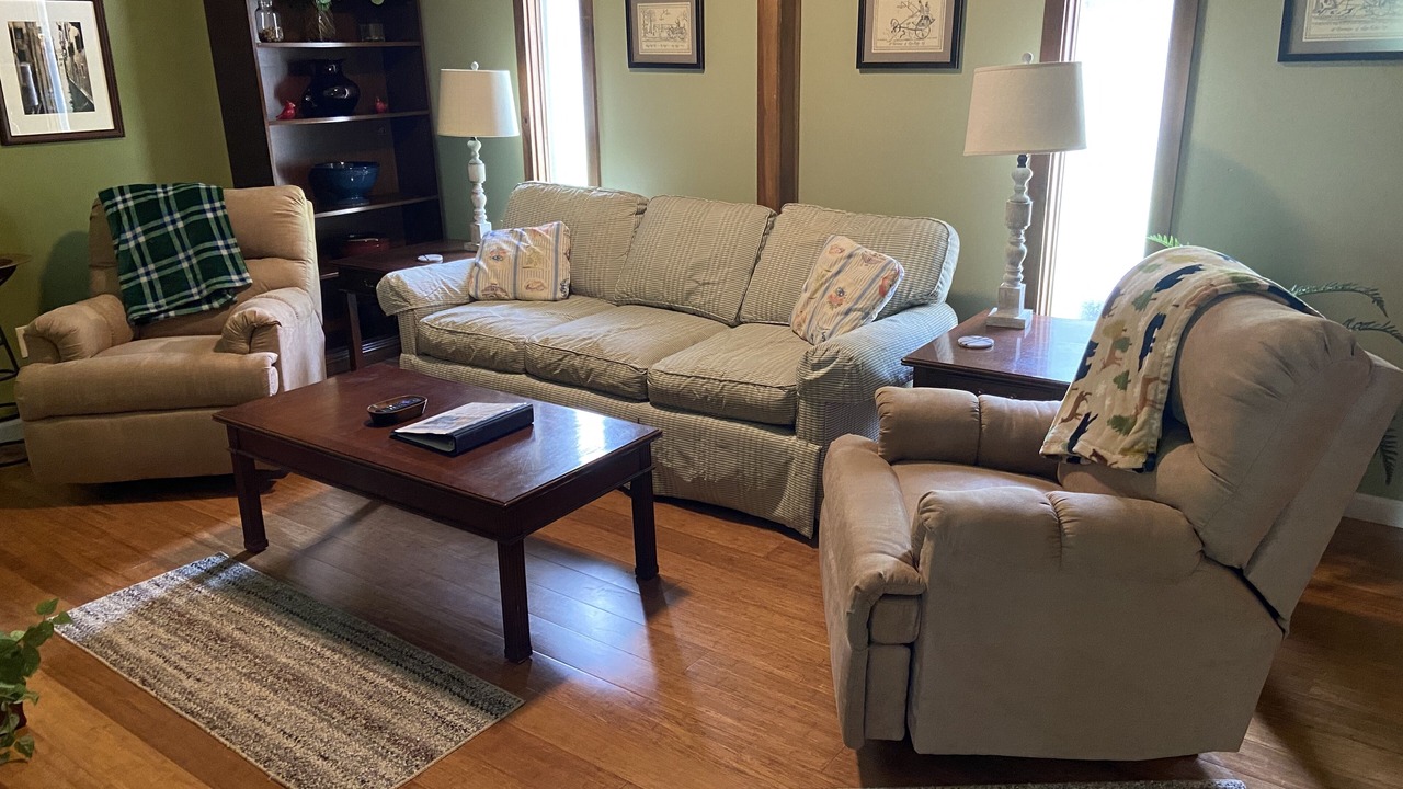 Photo of Livingroom in Cross Lanes