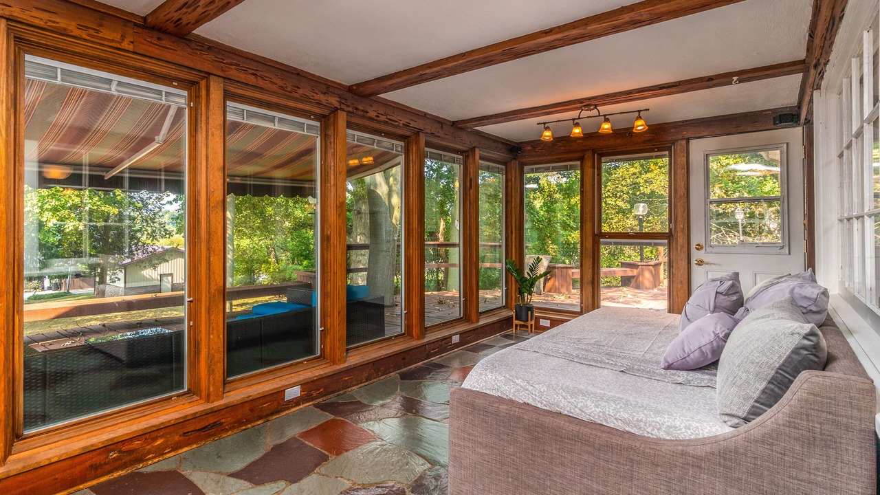 Photo of Bedroom in Niagara Falls - Western New York