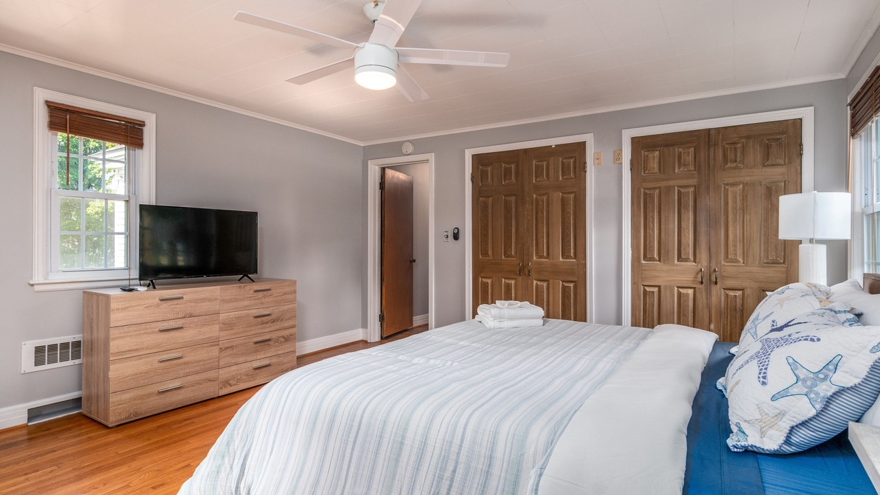 Photo of Bedroom in Niagara Falls - Western New York