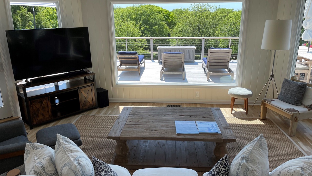 Photo of Livingroom in Montauk